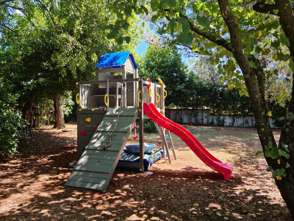 Villa Rosa With Yard And Children'S Playground Tar-Vabriga エクステリア 写真